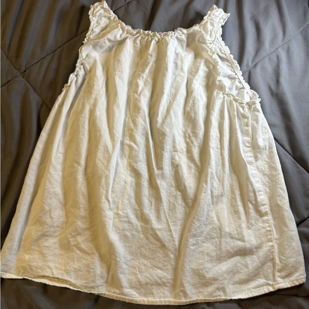 š® 3/$15 ana White Open Back Blouse - Picture 1 of 3